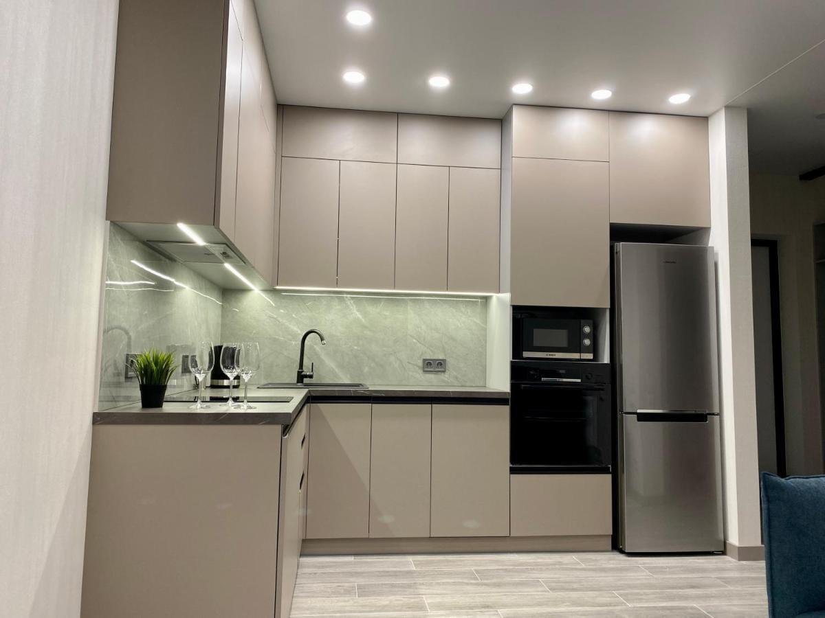 Slavutich Apartments Near Metro Station Kiev Esterno foto