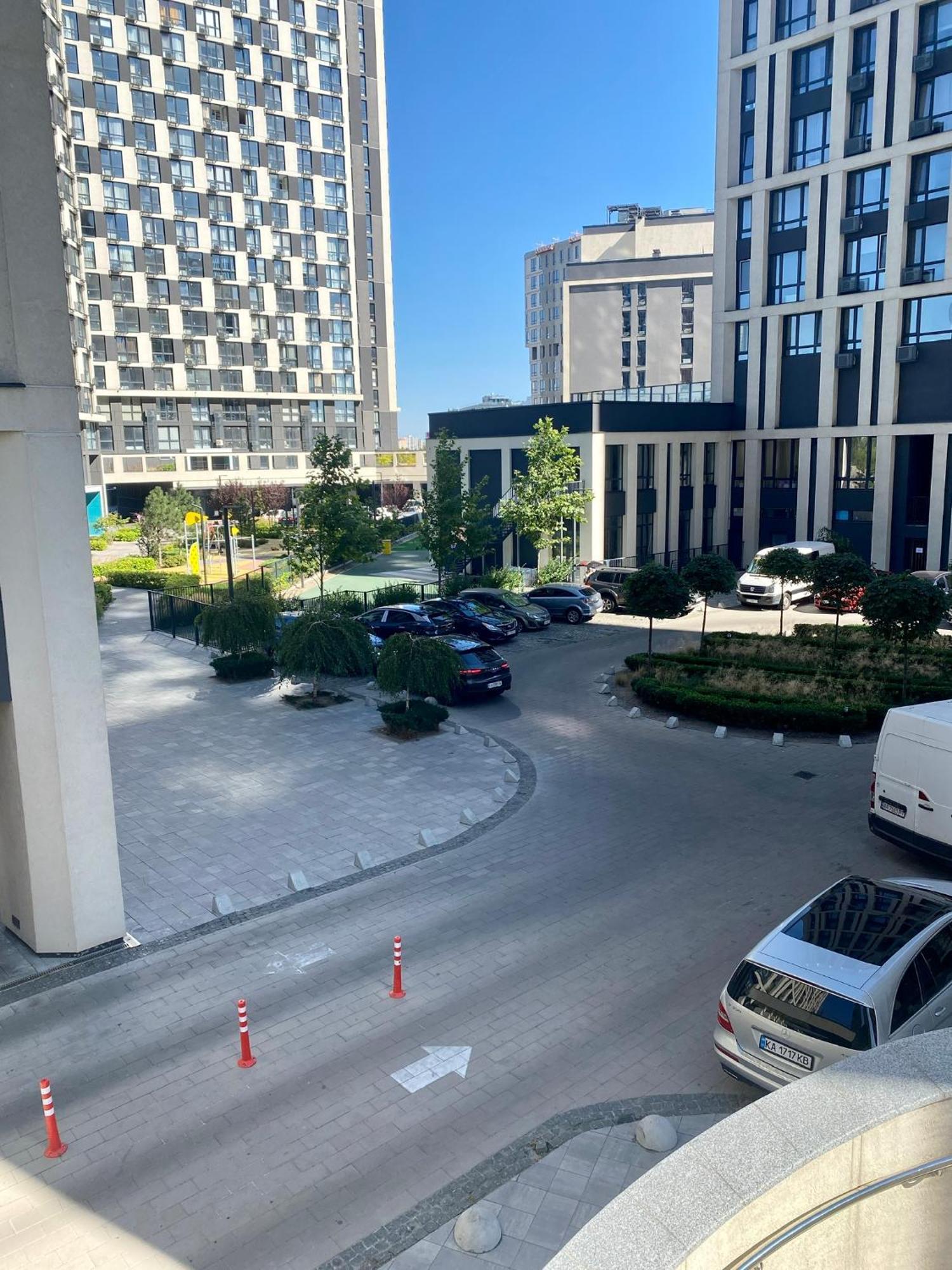 Slavutich Apartments Near Metro Station Kiev Esterno foto